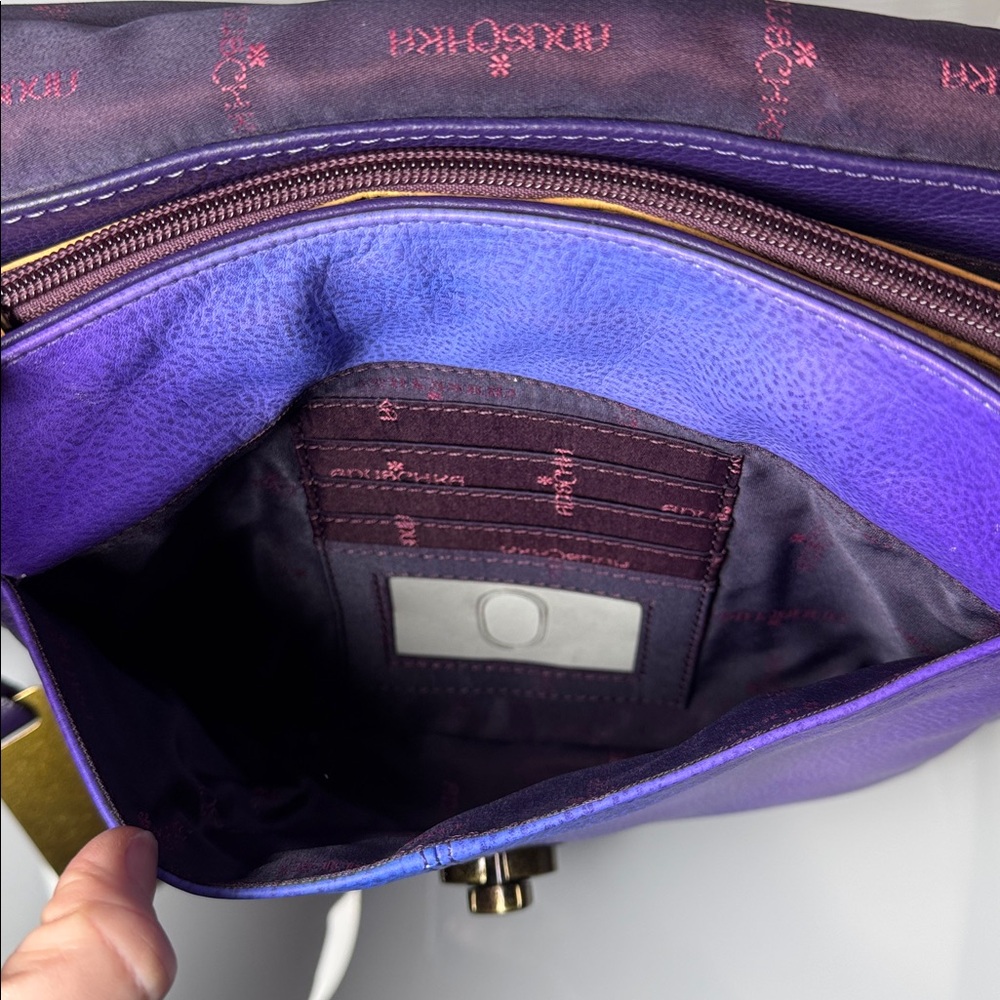 Anuschka purple leather w painted flowers crossbody bag - Picture 6 of 15